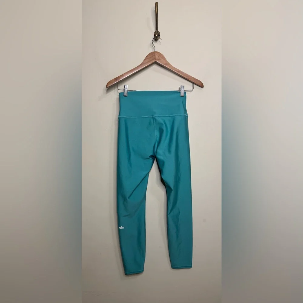 ALO Yoga 7/8 High-Waist Airlift Legging in Ocean Teal